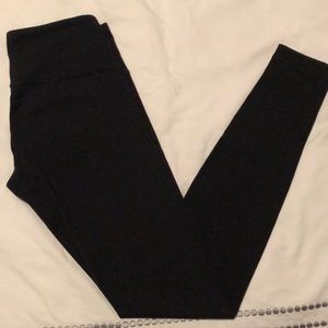 Lululemon Wunderunder Size 4